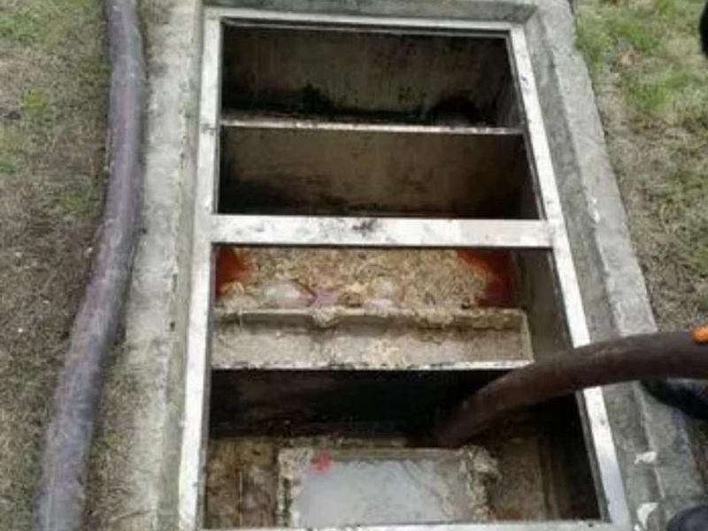 大石桥隔油池清理